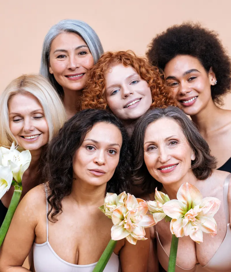 soins-corporels-beaute-naturelle-diversite-amancay-rives Beauté naturelle et diversité : groupe de femmes épanouies de tous âges, illustration des soins corporels respectueux Amancay Bien-Être à Rives et Voiron.